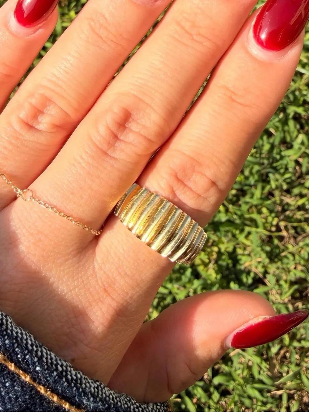 14K Real Solid Yellow Gold Textured Ribbed Band Ring Size 9 - Picture 3 of 6